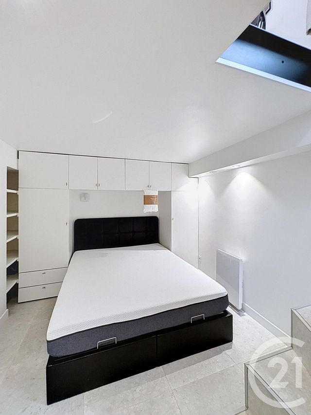 Appartement F2 &agrave; louer - 2 pi&egrave;ces - 25 m2 - Neuilly Sur Seine - 92 - ILE-DE-FRANCE