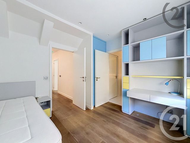 Maison &agrave; vendre - 5 pi&egrave;ces - 178 m2 - Courbevoie - 92 - ILE-DE-FRANCE