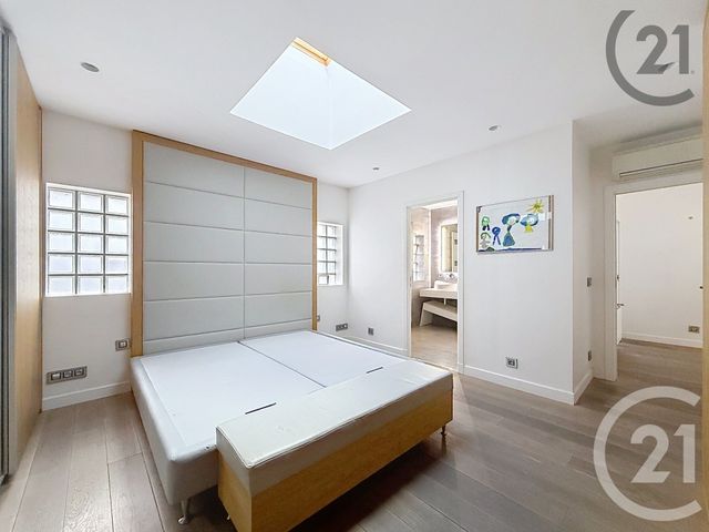 Maison &agrave; vendre - 5 pi&egrave;ces - 178 m2 - Courbevoie - 92 - ILE-DE-FRANCE