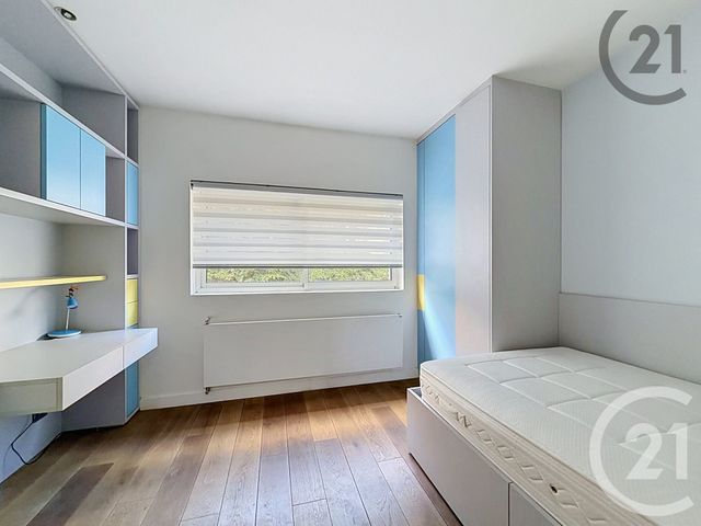 Maison &agrave; vendre - 5 pi&egrave;ces - 178 m2 - Courbevoie - 92 - ILE-DE-FRANCE