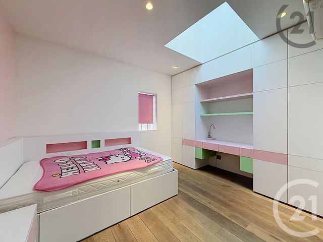 Maison &agrave; vendre - 5 pi&egrave;ces - 178 m2 - Courbevoie - 92 - ILE-DE-FRANCE