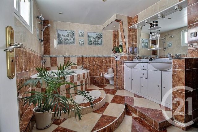 Maison &agrave; vendre - 9 pi&egrave;ces - 247,83 m2 - Aulnay Sous Bois - 93 - ILE-DE-FRANCE