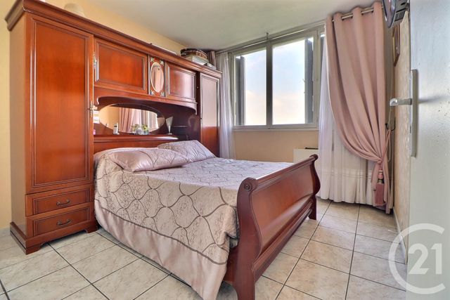 Appartement F4 à vendre - 4 pièces - 84,08 m2 - Bagnolet - 93 - ILE-DE-FRANCE