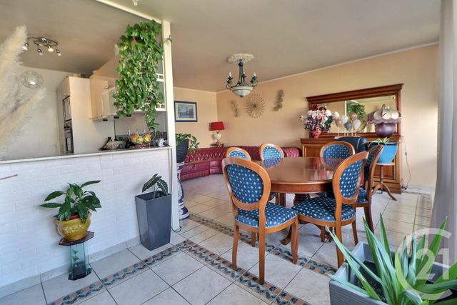 Appartement F4 à vendre - 4 pièces - 84,08 m2 - Bagnolet - 93 - ILE-DE-FRANCE