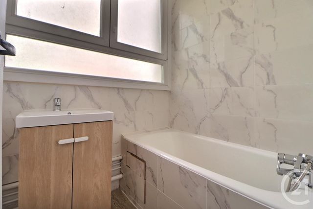 Appartement F3 à vendre - 3 pièces - 55,45 m2 - Le Bourget - 93 - ILE-DE-FRANCE