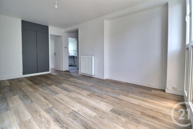 Appartement F3 à vendre - 3 pièces - 55,45 m2 - Le Bourget - 93 - ILE-DE-FRANCE
