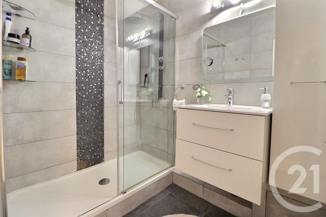 Appartement F4 &agrave; vendre - 4 pi&egrave;ces - 66,16 m2 - Aulnay Sous Bois - 93 - ILE-DE-FRANCE