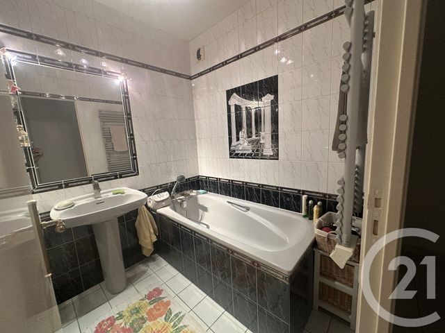 Appartement F3 &agrave; vendre - 3 pi&egrave;ces - 60,11 m2 - Aulnay Sous Bois - 93 - ILE-DE-FRANCE