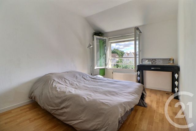 Appartement F4 &agrave; louer - 4 pi&egrave;ces - 81,20 m2 - Aulnay Sous Bois - 93 - ILE-DE-FRANCE