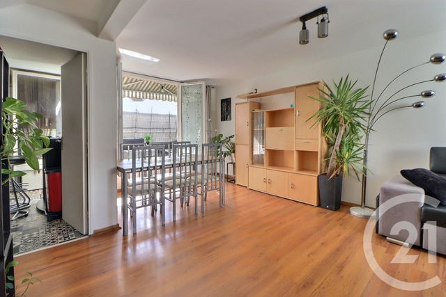 Appartement F4 &agrave; louer - 4 pi&egrave;ces - 81,20 m2 - Aulnay Sous Bois - 93 - ILE-DE-FRANCE