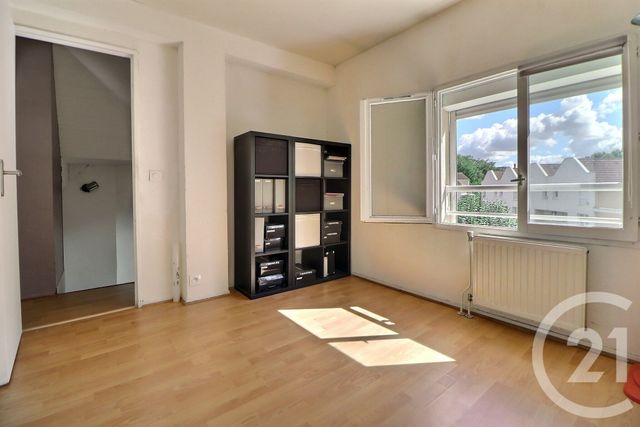 Appartement F4 &agrave; louer - 4 pi&egrave;ces - 81,20 m2 - Aulnay Sous Bois - 93 - ILE-DE-FRANCE