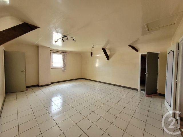 Maison à vendre - 11 pièces - 175 m2 - St Germer De Fly - 60 - PICARDIE