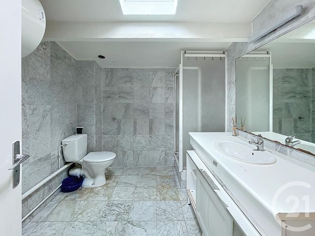 Appartement F2 à vendre - 2 pièces - 64,69 m2 - Nogent Sur Marne - 94 - ILE-DE-FRANCE