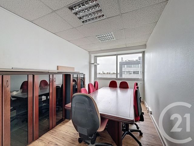 Divers à louer - 90 m2 - Courcouronnes - 91 - ILE-DE-FRANCE