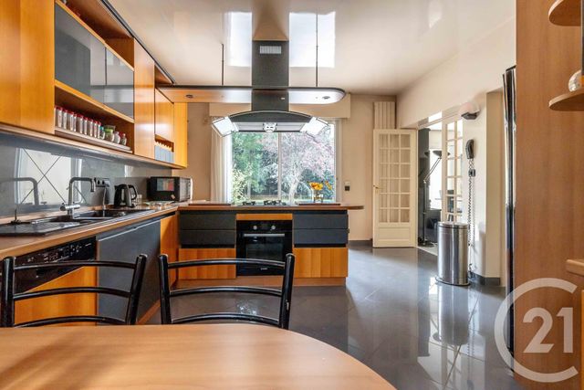 Maison à vendre - 9 pièces - 252 m2 - Champigny Sur Marne - 94 - ILE-DE-FRANCE