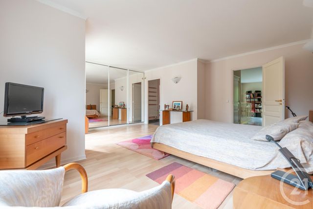 Maison à vendre - 9 pièces - 252 m2 - Champigny Sur Marne - 94 - ILE-DE-FRANCE