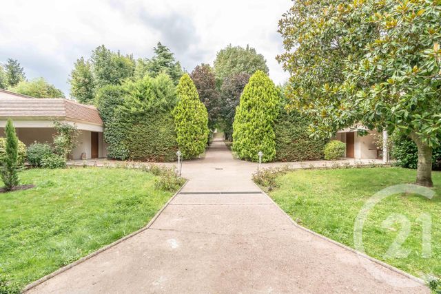 Maison à vendre - 9 pièces - 252 m2 - Champigny Sur Marne - 94 - ILE-DE-FRANCE