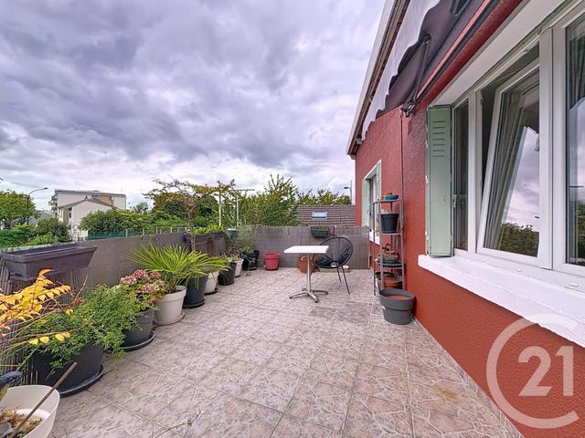 Appartement F3 à vendre - 3 pièces - 90,77 m2 - Champigny Sur Marne - 94 - ILE-DE-FRANCE