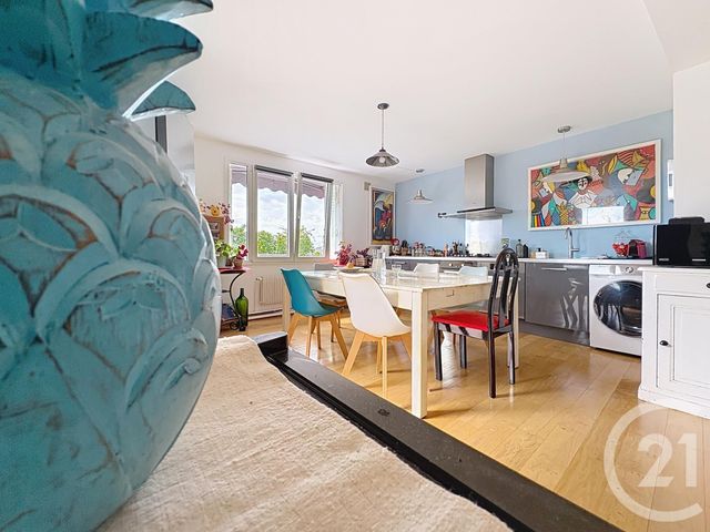 Appartement F3 à vendre - 3 pièces - 90,77 m2 - Champigny Sur Marne - 94 - ILE-DE-FRANCE