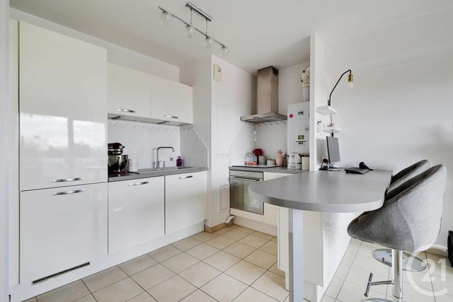 Appartement F3 à louer - 3 pièces - 56,44 m2 - Champigny Sur Marne - 94 - ILE-DE-FRANCE