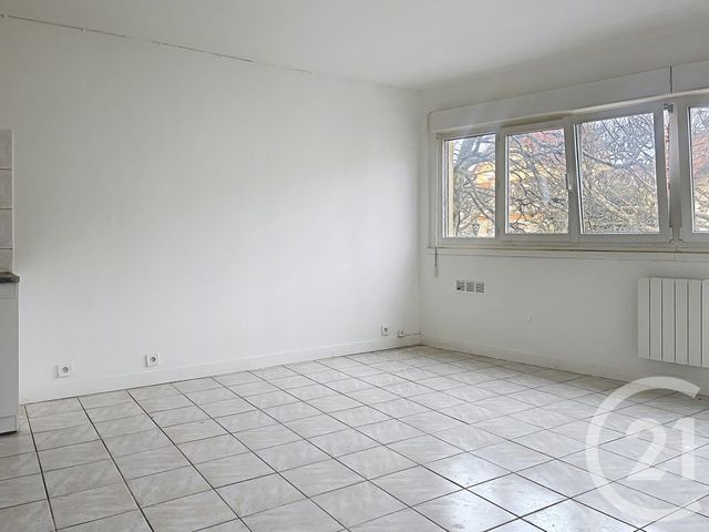 Appartement F1 &agrave; louer - 1 pi&egrave;ce - 37,50 m2 - Champigny Sur Marne - 94 - ILE-DE-FRANCE