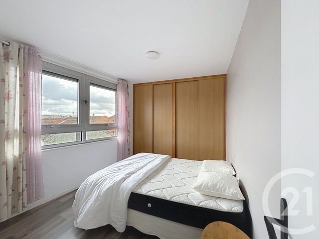 Appartement F4 &agrave; louer - 4 pi&egrave;ces - 82,72 m2 - Champigny Sur Marne - 94 - ILE-DE-FRANCE