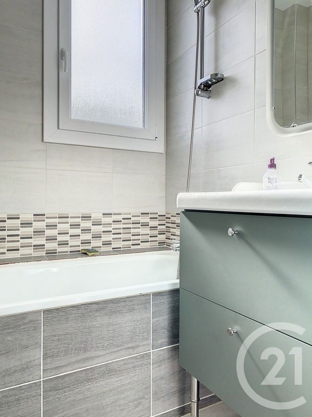 Appartement F4 &agrave; vendre - 4 pi&egrave;ces - 64,70 m2 - Champigny Sur Marne - 94 - ILE-DE-FRANCE