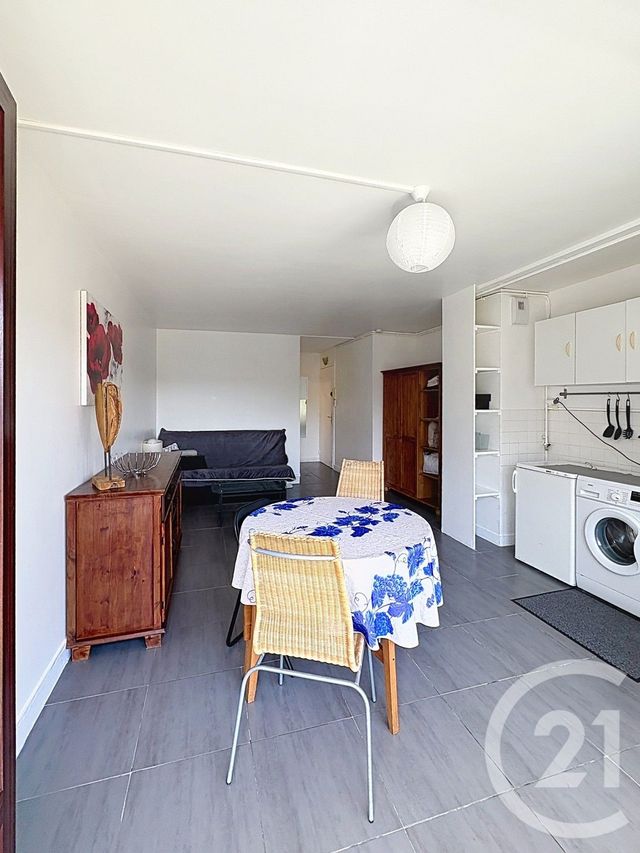 Appartement Studio &agrave; louer - 1 pi&egrave;ce - 28,58 m2 - Champigny Sur Marne - 94 - ILE-DE-FRANCE