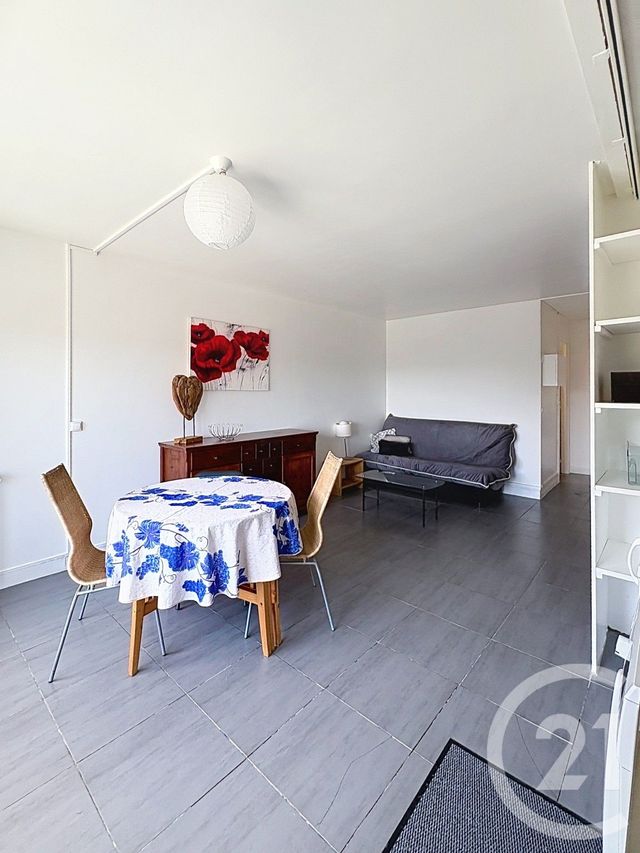 Appartement Studio &agrave; louer - 1 pi&egrave;ce - 28,58 m2 - Champigny Sur Marne - 94 - ILE-DE-FRANCE