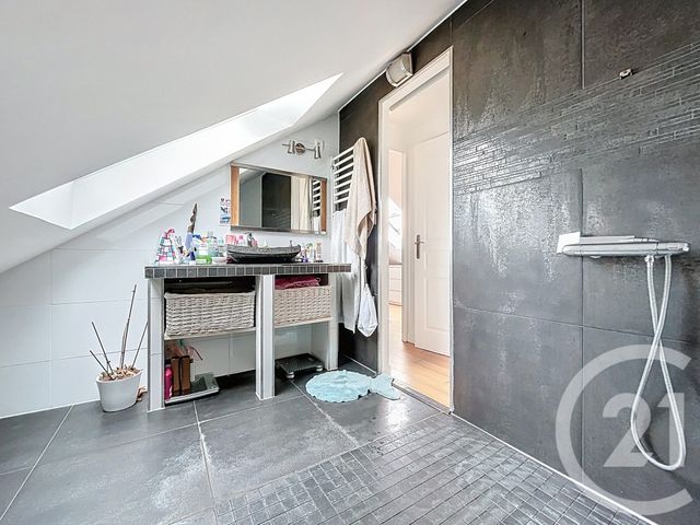 Maison &agrave; louer - 7 pi&egrave;ces - 114,30 m2 - Champigny Sur Marne - 94 - ILE-DE-FRANCE
