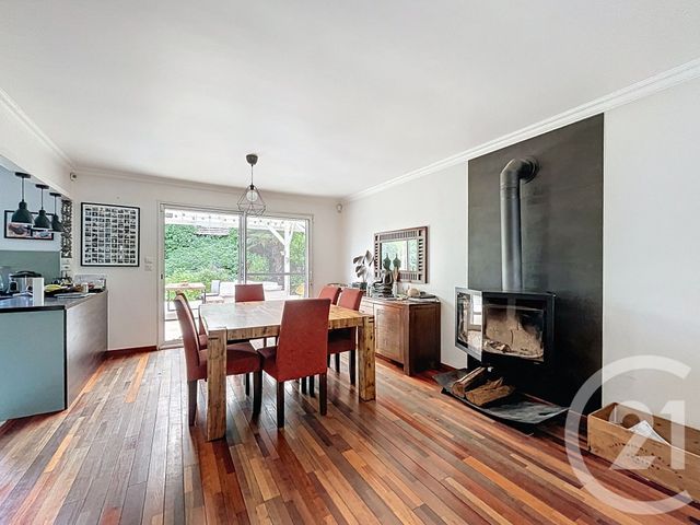 Maison &agrave; louer - 7 pi&egrave;ces - 114,30 m2 - Champigny Sur Marne - 94 - ILE-DE-FRANCE
