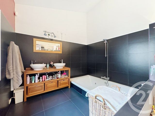 Maison à vendre - 6 pièces - 119,27 m2 - Champigny Sur Marne - 94 - ILE-DE-FRANCE