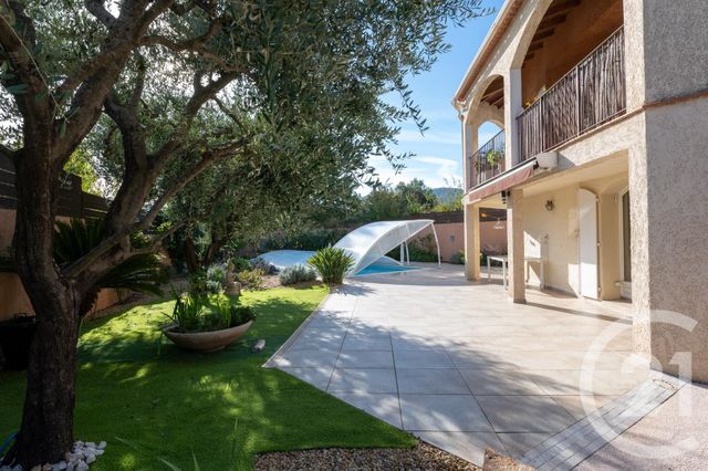 Maison à vendre - 8 pièces - 212,61 m2 - Bormes Les Mimosas - 83 - PROVENCE-ALPES-COTE-D-AZUR