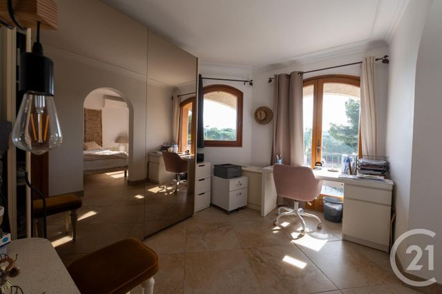 Maison à vendre - 8 pièces - 212,61 m2 - Bormes Les Mimosas - 83 - PROVENCE-ALPES-COTE-D-AZUR