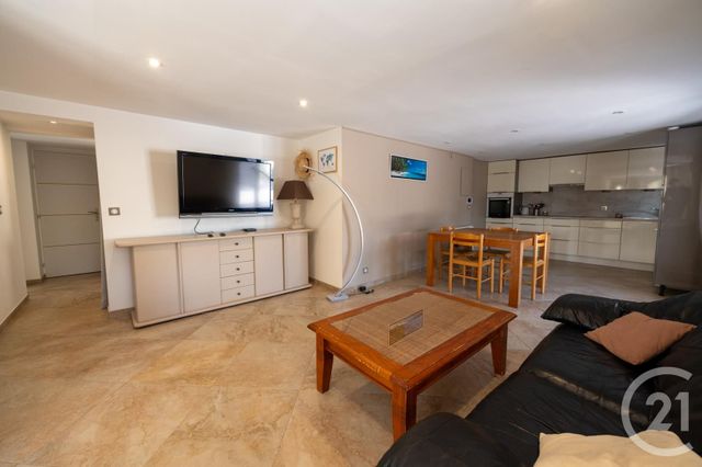 Maison à vendre - 8 pièces - 212,61 m2 - Bormes Les Mimosas - 83 - PROVENCE-ALPES-COTE-D-AZUR