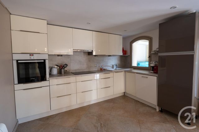 Maison à vendre - 8 pièces - 212,61 m2 - Bormes Les Mimosas - 83 - PROVENCE-ALPES-COTE-D-AZUR