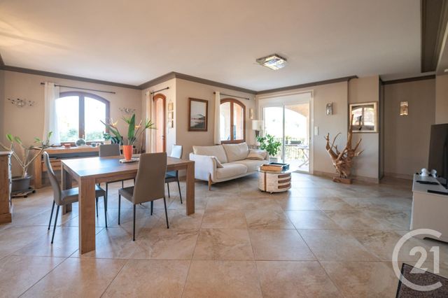 Maison à vendre - 8 pièces - 212,61 m2 - Bormes Les Mimosas - 83 - PROVENCE-ALPES-COTE-D-AZUR