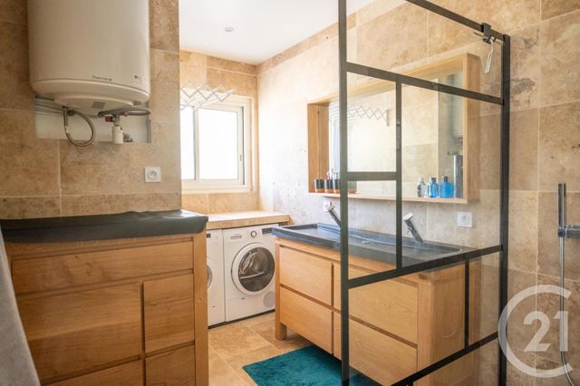 Appartement T2 à vendre - 2 pièces - 47,89 m2 - Bormes Les Mimosas - 83 - PROVENCE-ALPES-COTE-D-AZUR