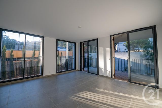 Appartement à vendre - 3 pièces - 63 m2 - Bormes Les Mimosas - 83 - PROVENCE-ALPES-COTE-D-AZUR