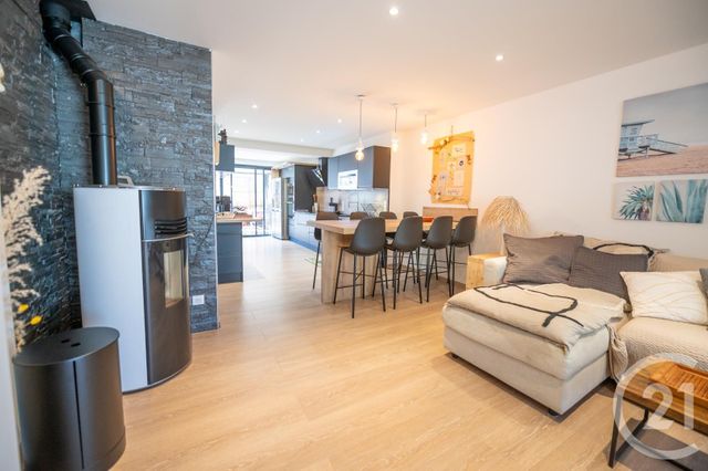 Appartement F4 à vendre - 5 pièces - 74 m2 - Grimaud - 83 - PROVENCE-ALPES-COTE-D-AZUR