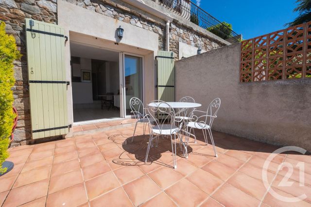 Appartement F2 à vendre - 2 pièces - 30,18 m2 - Le Lavandou - 83 - PROVENCE-ALPES-COTE-D-AZUR