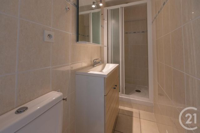 Appartement F2 à vendre - 2 pièces - 30,18 m2 - Le Lavandou - 83 - PROVENCE-ALPES-COTE-D-AZUR