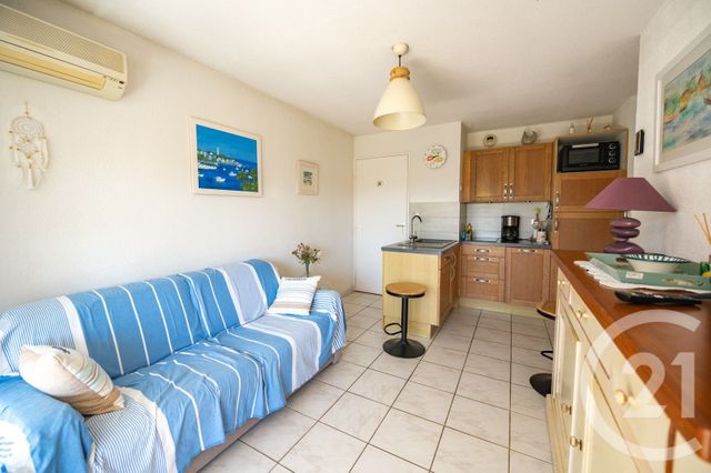 Appartement F2 &agrave; vendre - 2 pi&egrave;ces - 27,90 m2 - Le Lavandou - 83 - PROVENCE-ALPES-COTE-D-AZUR
