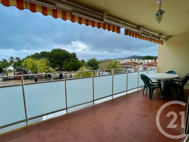 Appartement T3 &agrave; vendre - 3 pi&egrave;ces - 79,69 m2 - Bormes Les Mimosas - 83 - PROVENCE-ALPES-COTE-D-AZUR