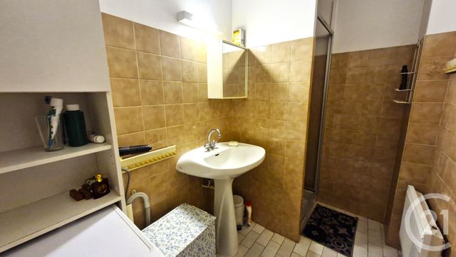 Appartement Studio cabine &agrave; vendre - 2 pi&egrave;ces - 25,29 m2 - Le Lavandou - 83 - PROVENCE-ALPES-COTE-D-AZUR