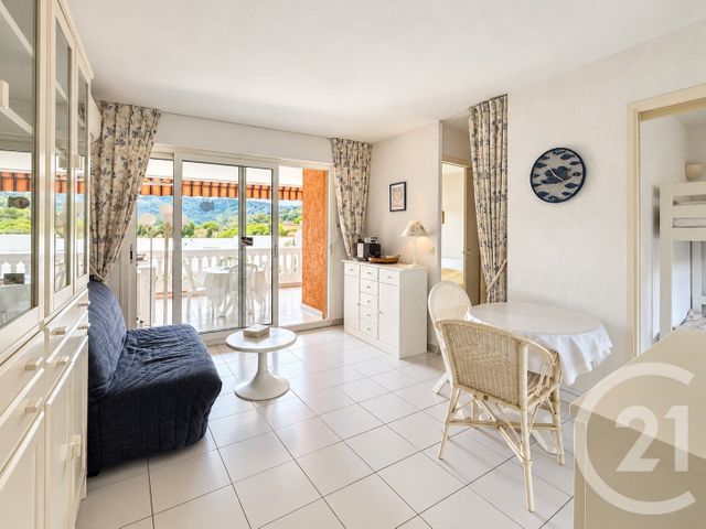 Appartement F3 &agrave; vendre - 3 pi&egrave;ces - 39,41 m2 - Le Lavandou - 83 - PROVENCE-ALPES-COTE-D-AZUR