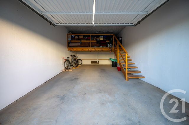 Appartement Studio Cabine à vendre - 1 pièce - 27,20 m2 - Le Lavandou - 83 - PROVENCE-ALPES-COTE-D-AZUR