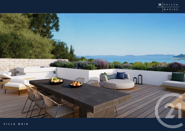 Maison à vendre - 6 pièces - 177,60 m2 - Le Lavandou - 83 - PROVENCE-ALPES-COTE-D-AZUR