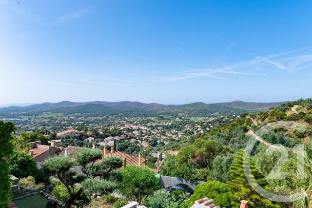 Appartement T4 à vendre - 5 pièces - 120 m2 - Bormes Les Mimosas - 83 - PROVENCE-ALPES-COTE-D-AZUR