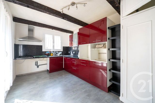 Appartement T4 à vendre - 5 pièces - 120 m2 - Bormes Les Mimosas - 83 - PROVENCE-ALPES-COTE-D-AZUR